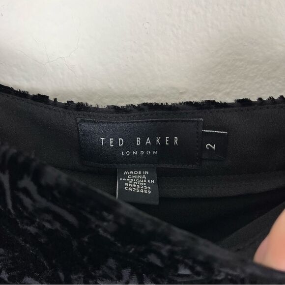 Ted Baker London Marinah Dropped Waist Ruffled Black Velvet Mini Skirt- Size 2 - Picture 5 of 6